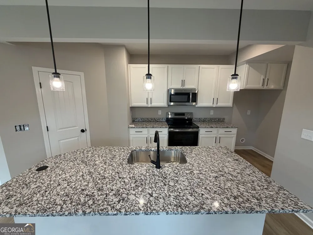 42 Gold Dust DR Dawsonville, GA 30534