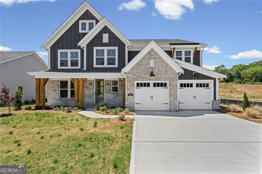 150 Hidden Fields WAY Hoschton, GA 30548
