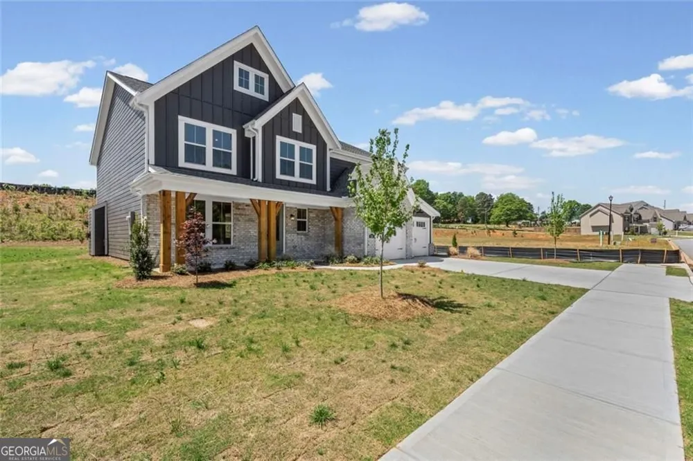 150 Hidden Fields WAY Hoschton, GA 30548