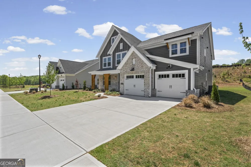150 Hidden Fields WAY Hoschton, GA 30548