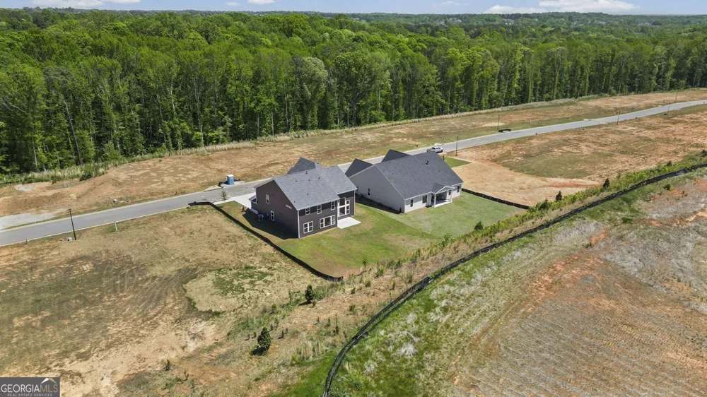150 Hidden Fields WAY Hoschton, GA 30548