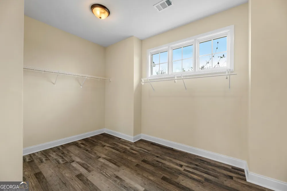 180 Spears LN Mansfield, GA 30055