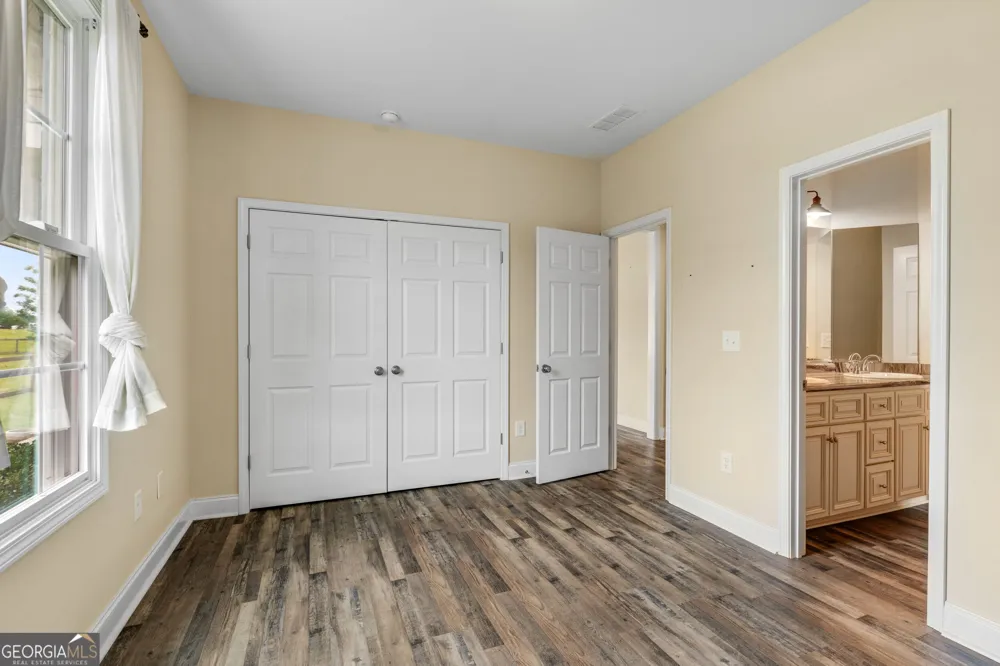 180 Spears LN Mansfield, GA 30055