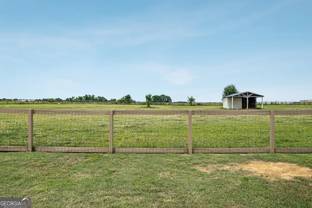 180 Spears LN Mansfield, GA 30055