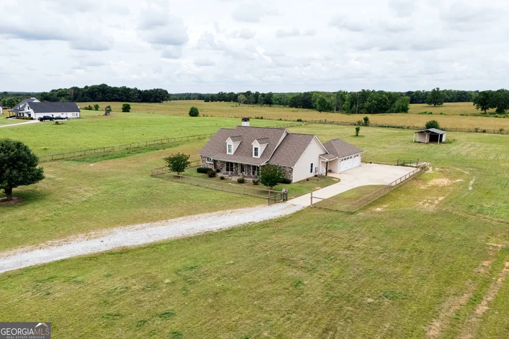 180 Spears LN Mansfield, GA 30055