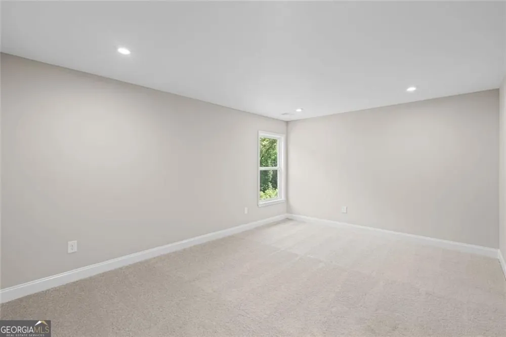 159 Hidden Fields WAY Hoschton, GA 30548