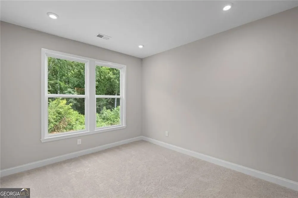 159 Hidden Fields WAY Hoschton, GA 30548