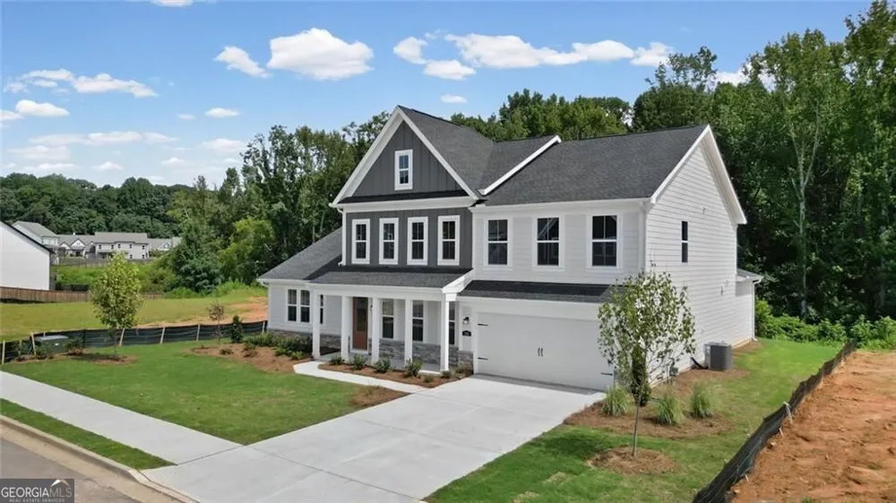 159 Hidden Fields WAY Hoschton, GA 30548