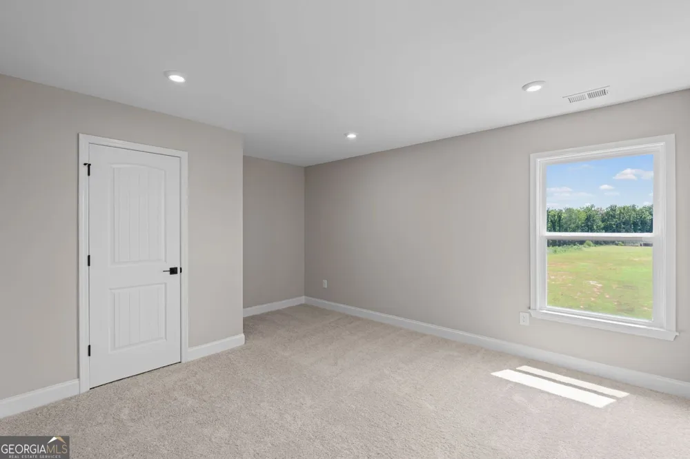 159 Hidden Fields WAY Hoschton, GA 30548