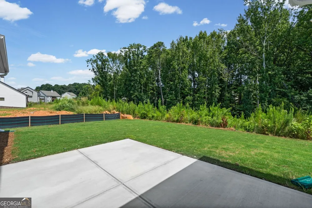 159 Hidden Fields WAY Hoschton, GA 30548