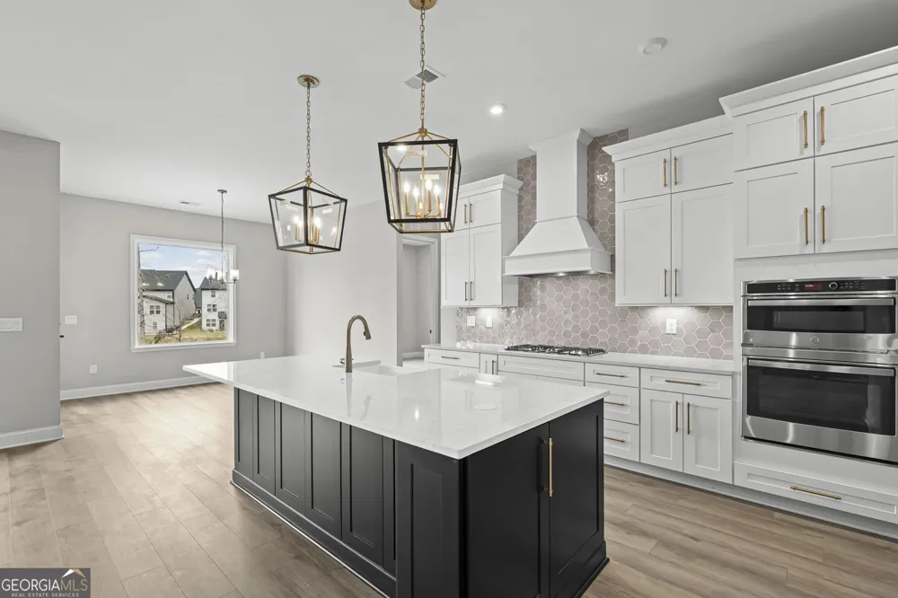 82 Clear Lake PKWY Hoschton, GA 30548