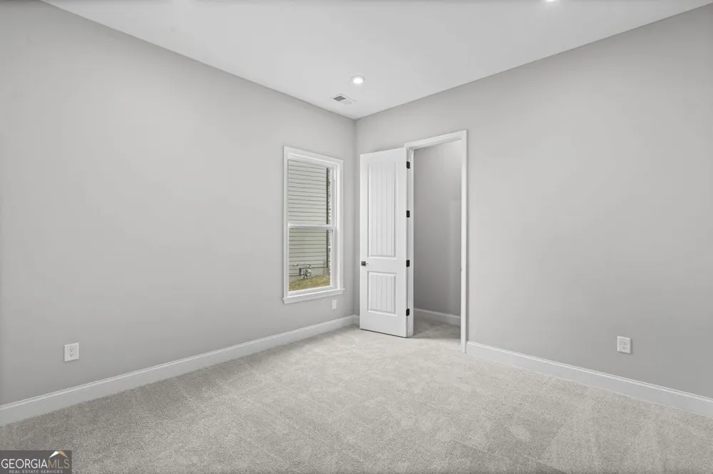 82 Clear Lake PKWY Hoschton, GA 30548