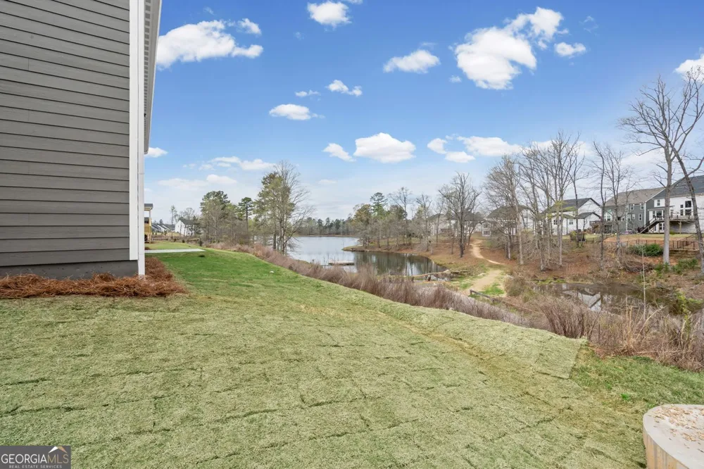 82 Clear Lake PKWY Hoschton, GA 30548