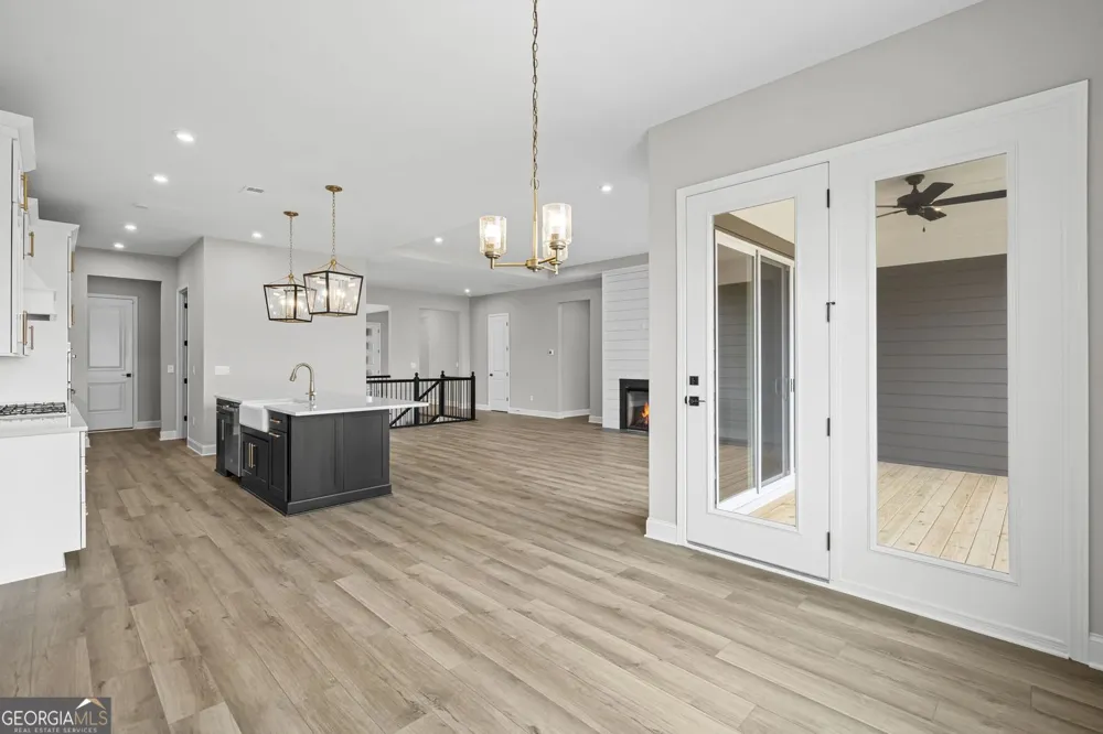 82 Clear Lake PKWY Hoschton, GA 30548