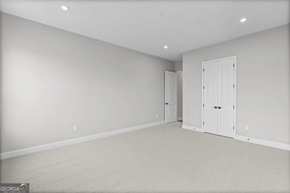 82 Clear Lake PKWY Hoschton, GA 30548