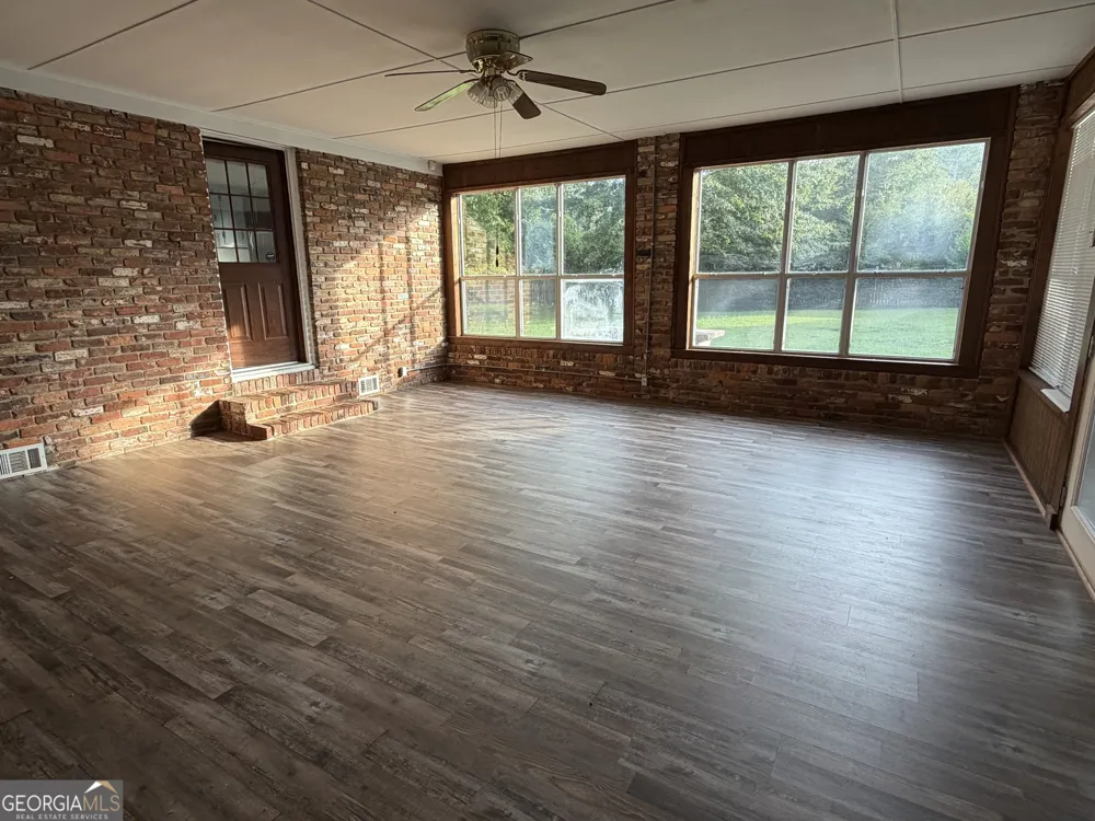 1606 Roberson ST Dublin, GA 31021