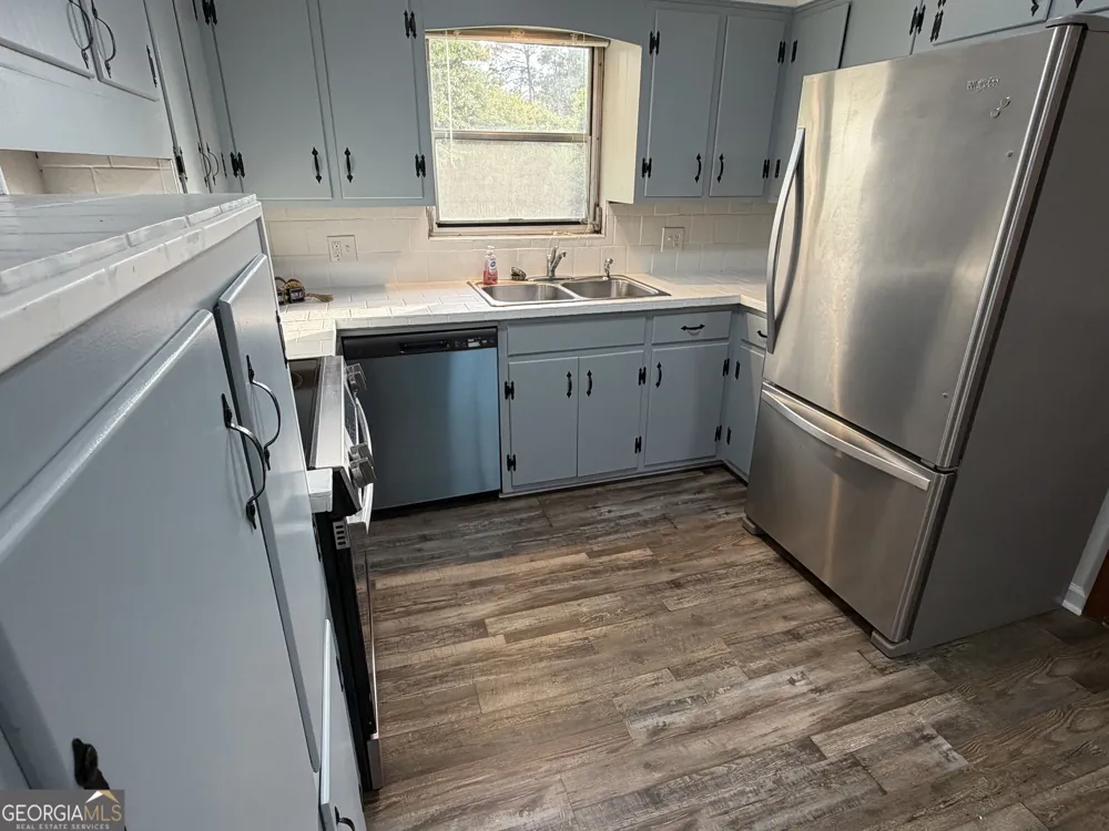 1606 Roberson ST Dublin, GA 31021