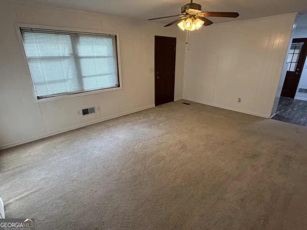 1606 Roberson ST Dublin, GA 31021