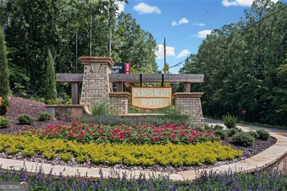 208 Pickens Bluff LN Hiram, GA 30141