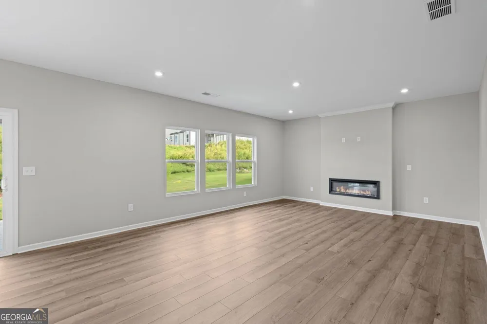 123 Warrior CT Hoschton, GA 30548