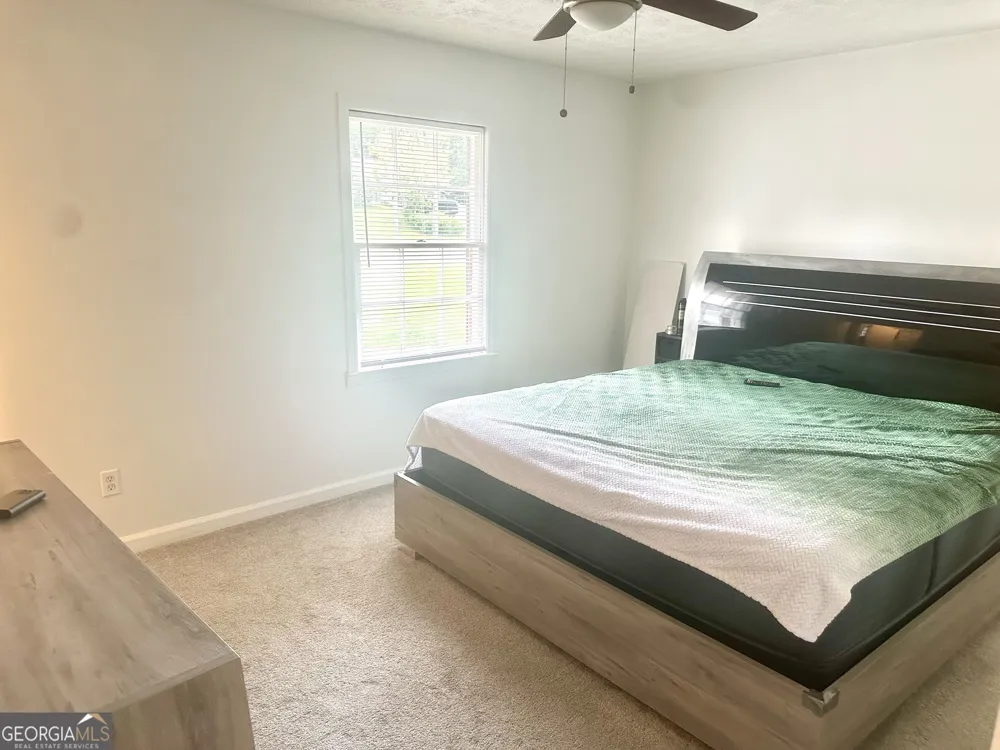 1822 Hallmark DR Griffin, GA 30223