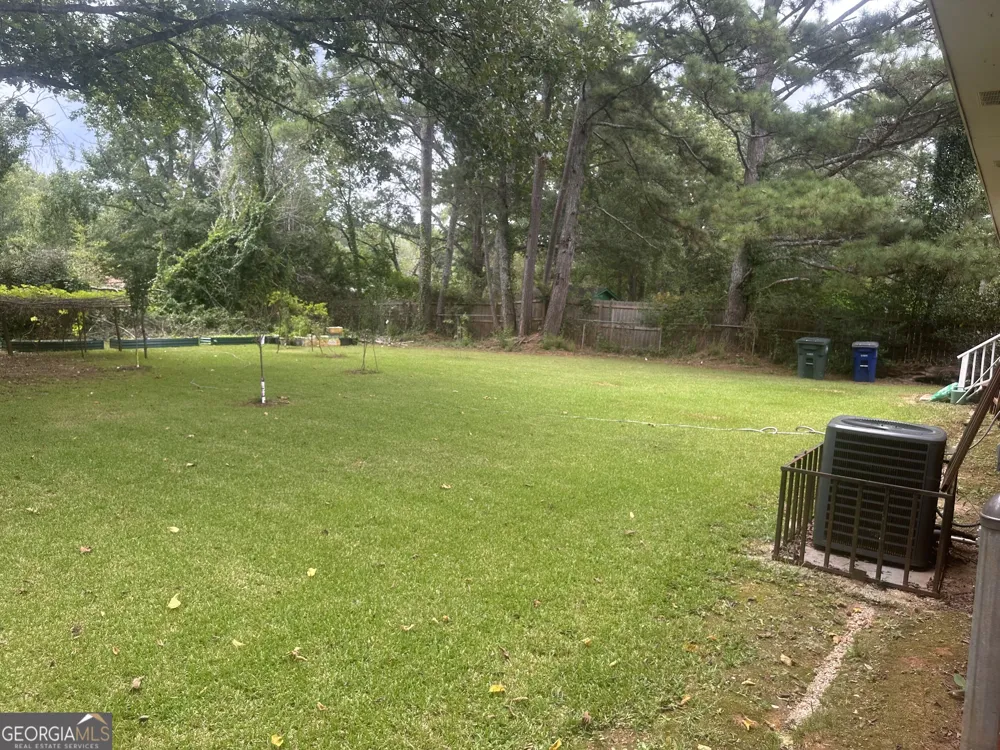 1822 Hallmark DR Griffin, GA 30223