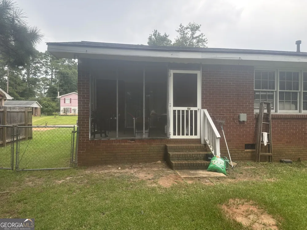 1822 Hallmark DR Griffin, GA 30223