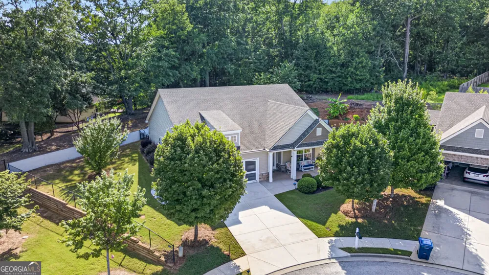 835 Ideal PL Winder, GA 30680