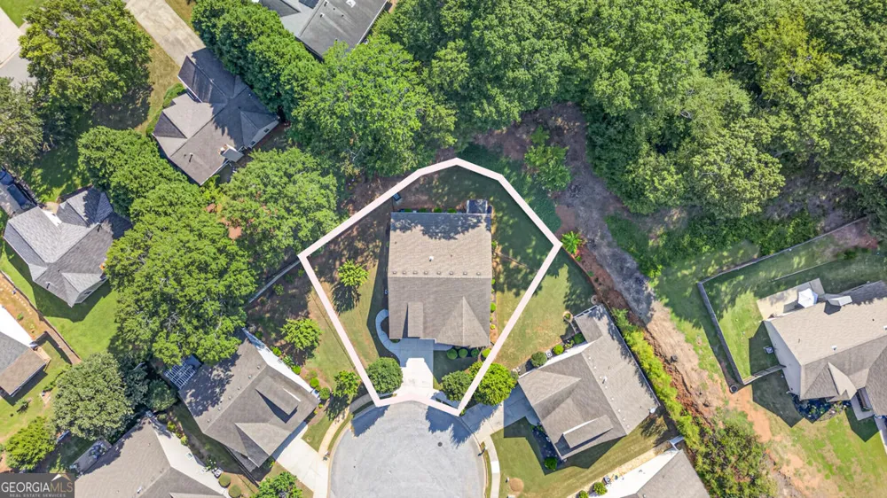 835 Ideal PL Winder, GA 30680