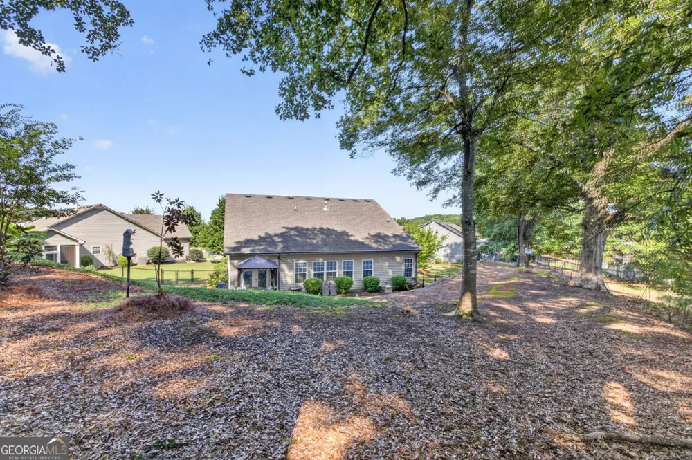 835 Ideal PL Winder, GA 30680
