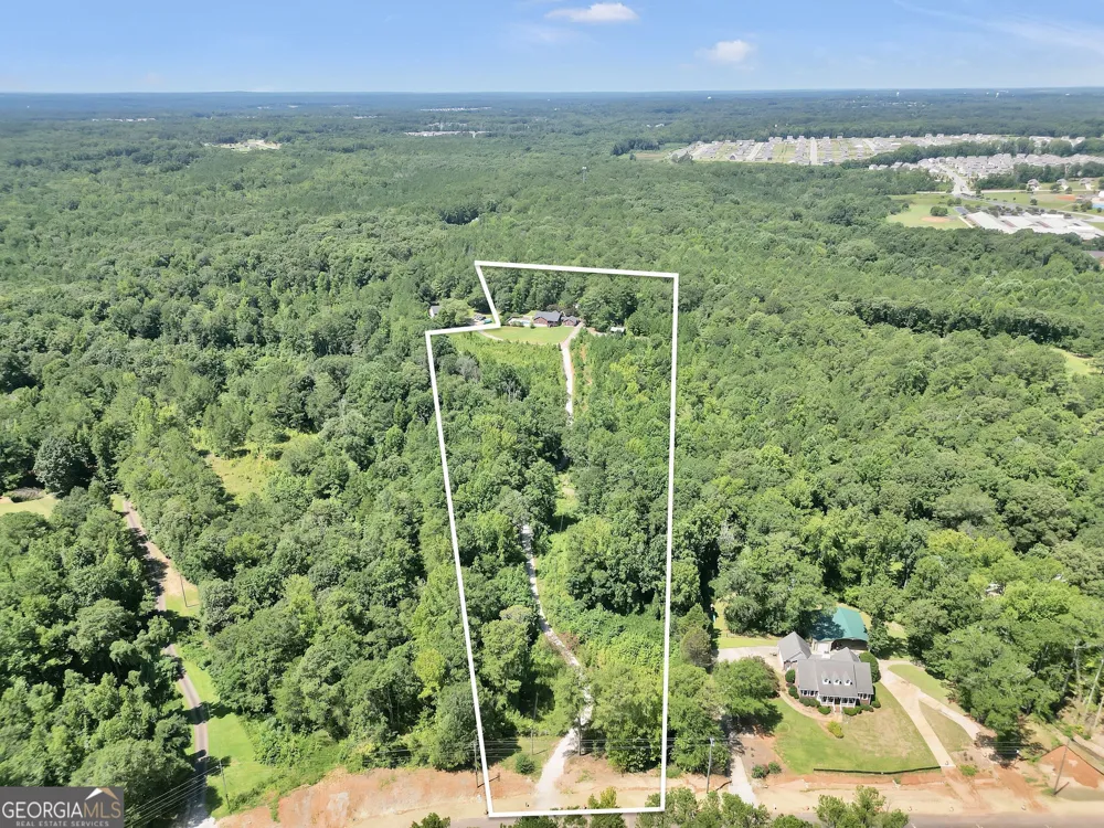 390 Burg RD Locust Grove, GA 30248