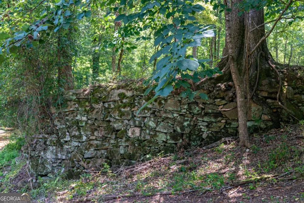 2425 Spratlin Mill RD Hull, GA 30646