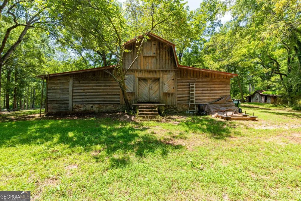2425 Spratlin Mill RD Hull, GA 30646