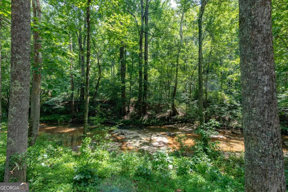 2425 Spratlin Mill RD Hull, GA 30646