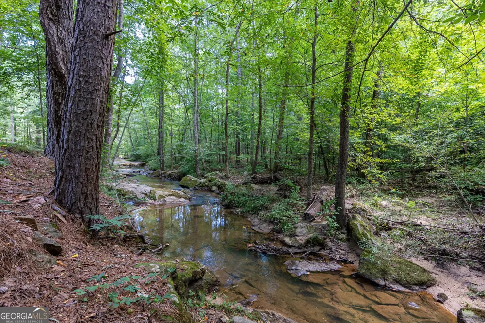 2425 Spratlin Mill RD Hull, GA 30646