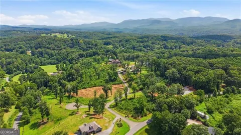 17 Mystic DR