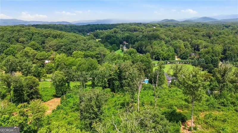 17 Mystic DR Ellijay, GA 30540