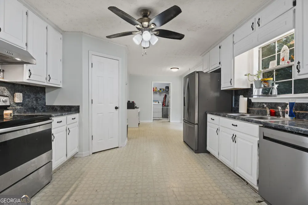 218 River Trace CT McDonough, GA 30253