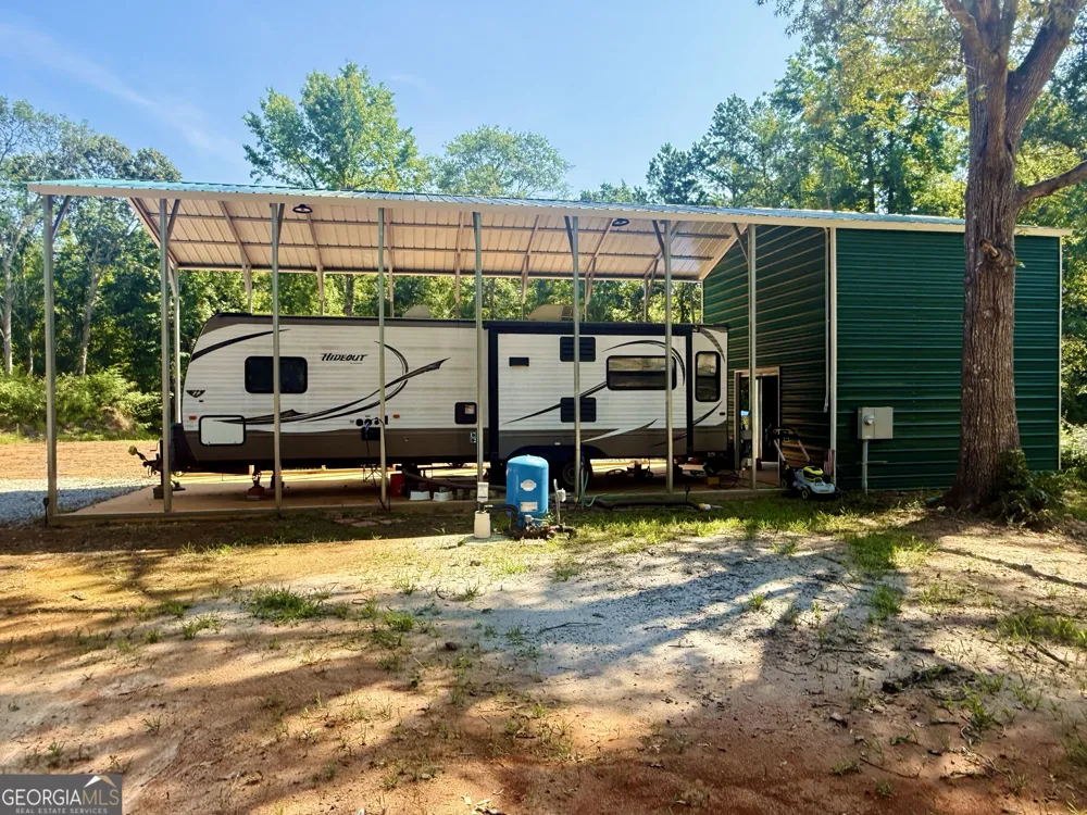 1582 Armour Circle Elberton, GA 30635