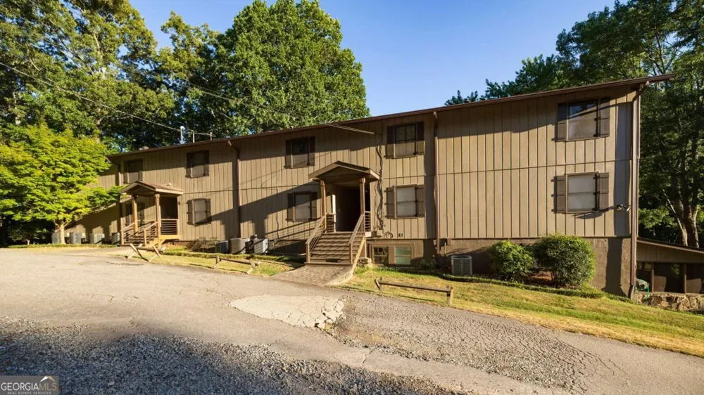 9010 Prestige LN Gainesville, GA 30506