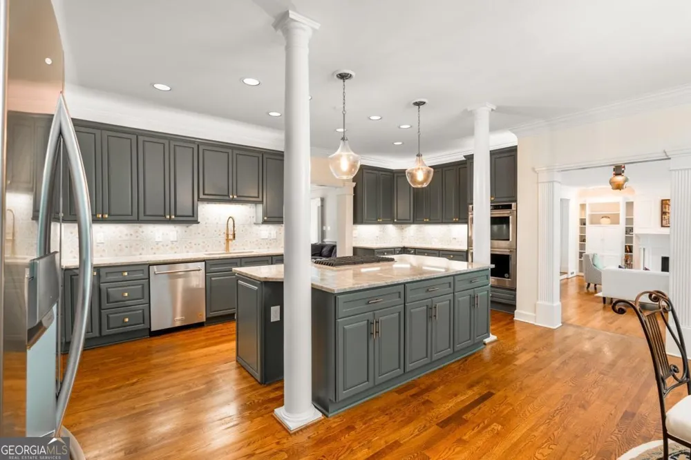 345 W Berwicke CMN NE Sandy Springs, GA 30342