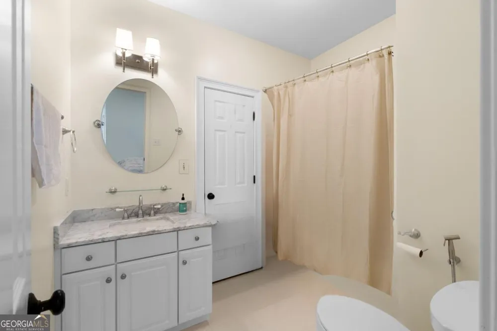 345 W Berwicke CMN NE Sandy Springs, GA 30342