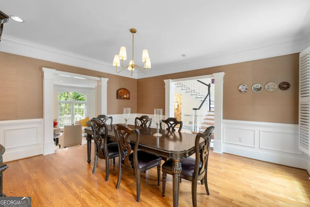 345 W Berwicke CMN NE Sandy Springs, GA 30342