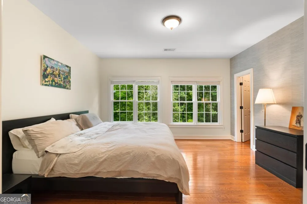 345 W Berwicke CMN NE Sandy Springs, GA 30342