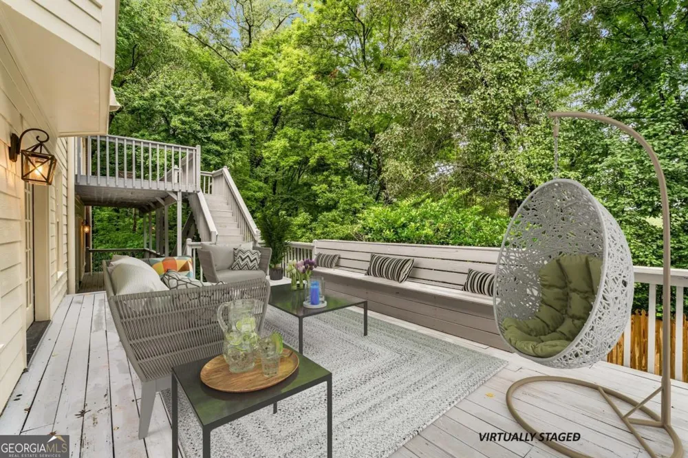 345 W Berwicke CMN NE Sandy Springs, GA 30342