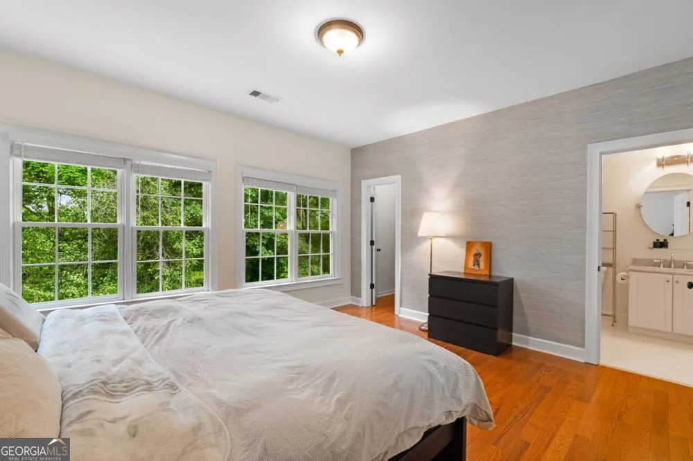345 W Berwicke CMN NE Sandy Springs, GA 30342