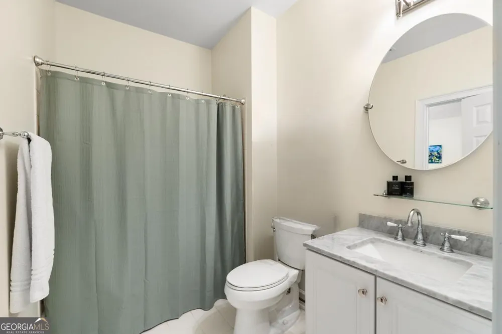 345 W Berwicke CMN NE Sandy Springs, GA 30342