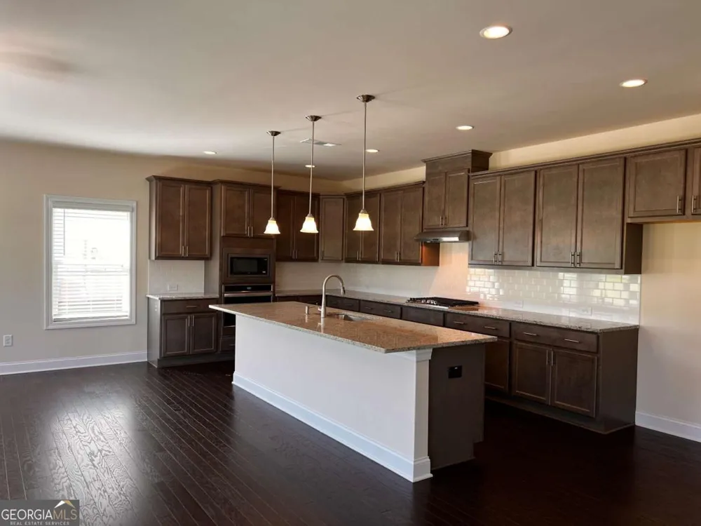 3755 Crestland LN Cumming, GA 30028