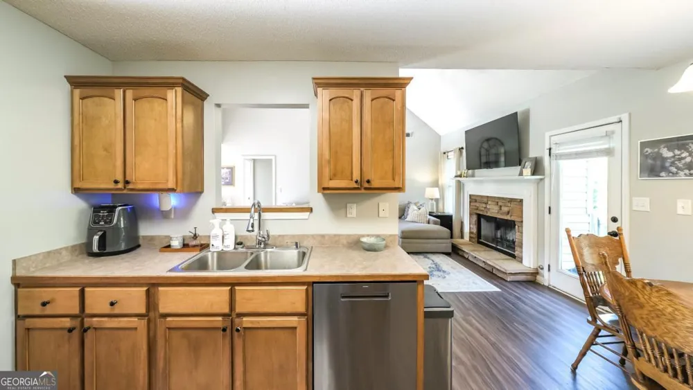208 Oaken Bucket DR Temple, GA 30179