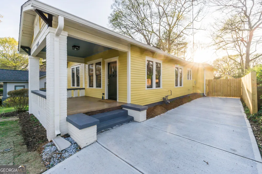 3117 Semmes ST East Point, GA 30344